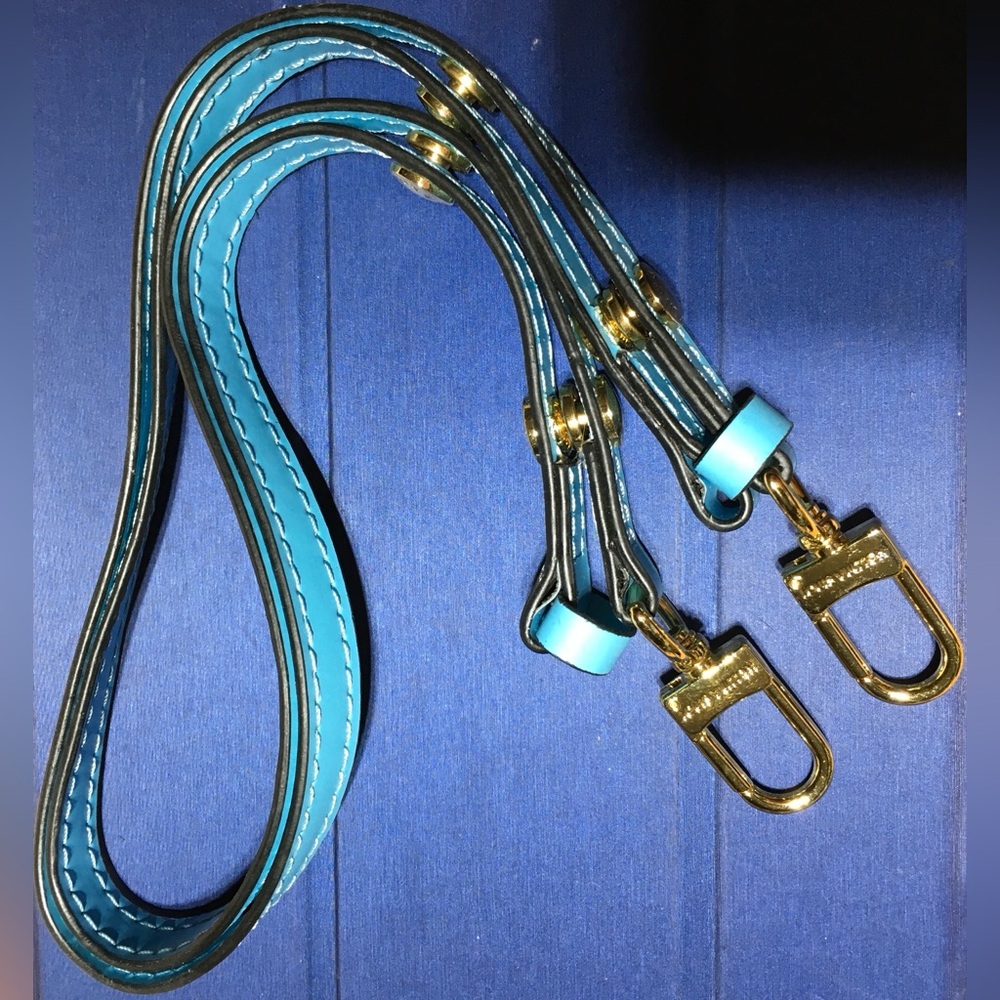 LOUIS VUITTON ADJUSTABLE LEATHER  STRAP GOLD HARDWARE BEAUTIFUL BLUE NEW